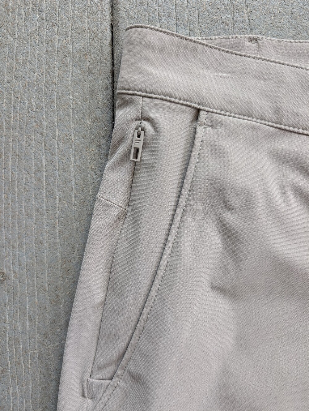 Fabletics Shorts - Picture 2 of 5
